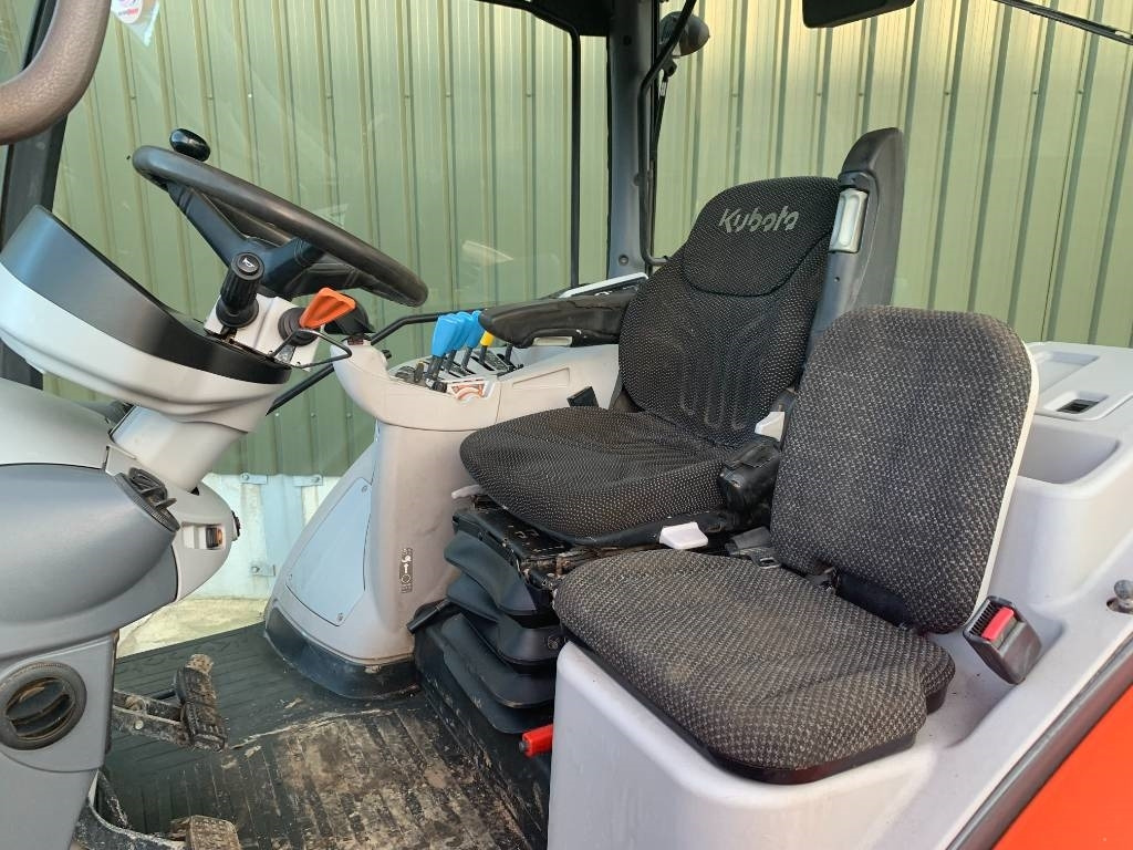 Kubota M 7131 - Traktör: fotoğraf 5 Kubota M 7131 - Traktör: fotoğraf 5
