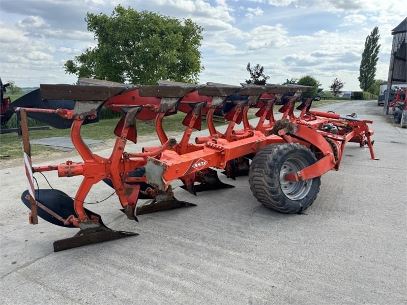 Kuhn Kuhn VT1180M6H 5+1 Semi Mounted Plough - Pulluk: fotoğraf 2 Kuhn Kuhn VT1180M6H 5+1 Semi Mounted Plough - Pulluk: fotoğraf 2