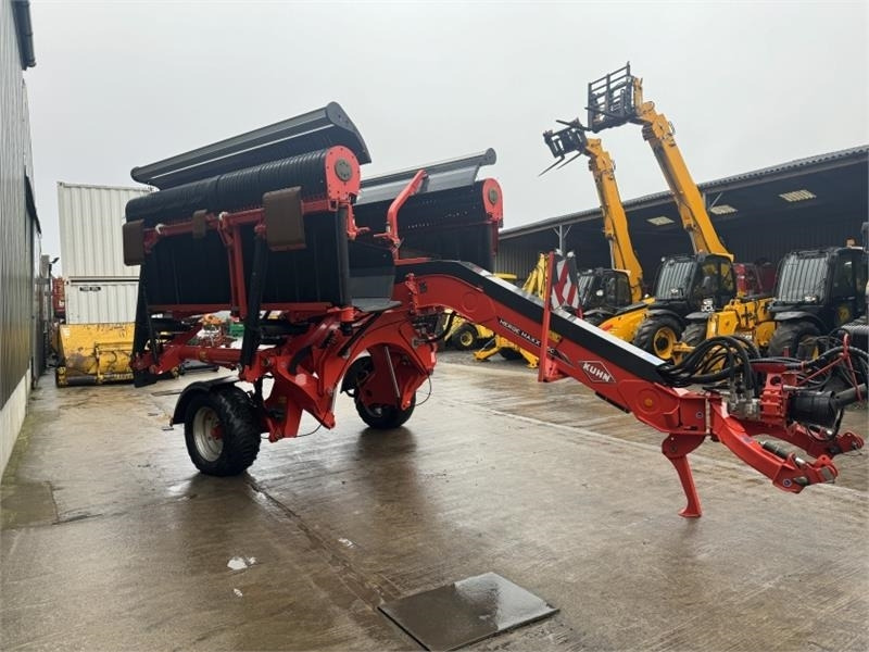 Kuhn Merge Maxx 950 Merger - Ot toplama tırmığı: fotoğraf 4 Kuhn Merge Maxx 950 Merger - Ot toplama tırmığı: fotoğraf 4
