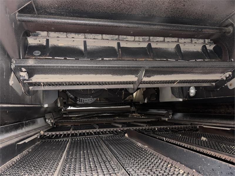 New Holland CR9080 c/w 30ft Varifeed Header finansal kiralama New Holland CR9080 c/w 30ft Varifeed Header: fotoğraf 12 New Holland CR9080 c/w 30ft Varifeed Header finansal kiralama New Holland CR9080 c/w 30ft Varifeed Header: fotoğraf 12