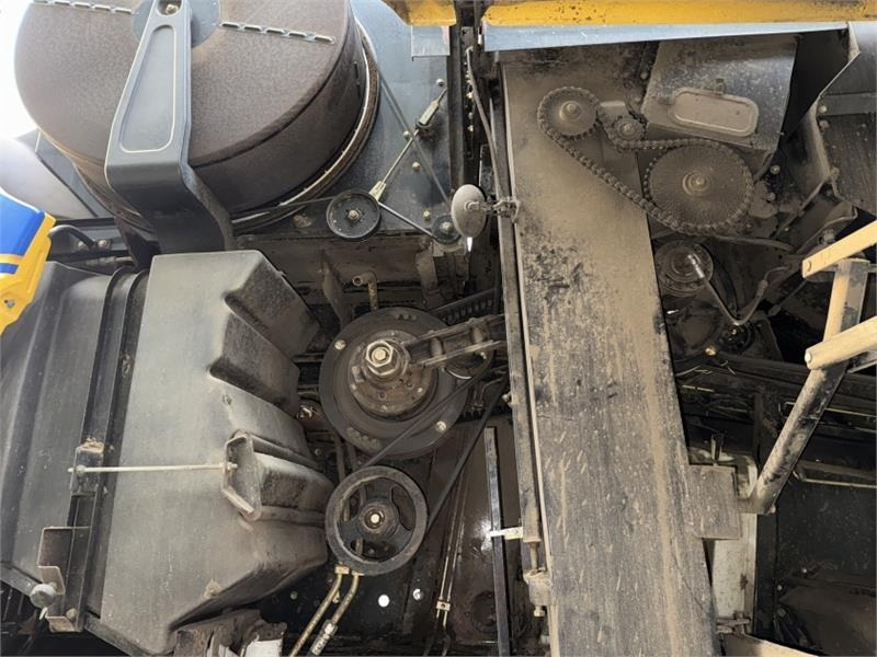 New Holland CR9080 c/w 30ft Varifeed Header finansal kiralama New Holland CR9080 c/w 30ft Varifeed Header: fotoğraf 18 New Holland CR9080 c/w 30ft Varifeed Header finansal kiralama New Holland CR9080 c/w 30ft Varifeed Header: fotoğraf 18
