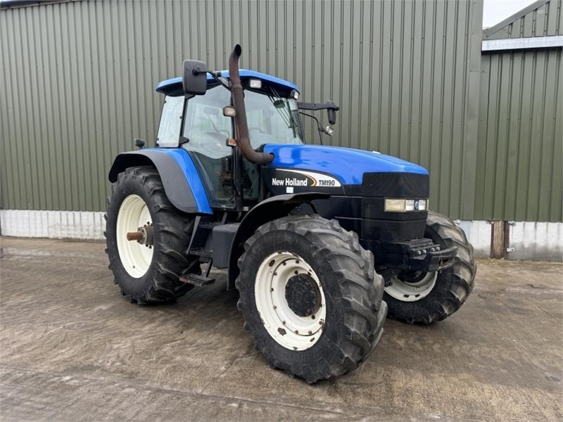 New Holland TM190 - Traktör: fotoğraf 3 New Holland TM190 - Traktör: fotoğraf 3