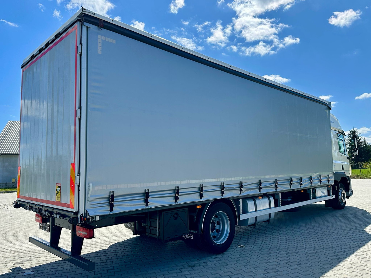 DAF CF 320 / FIRANKA / 21 EUROPALET / SYPIALKA / AUTOMAT / KLIMA POSTOJOWA / 2021 ROK TO - Tenteli kamyon: fotoğraf 4 DAF CF 320 / FIRANKA / 21 EUROPALET / SYPIALKA / AUTOMAT / KLIMA POSTOJOWA / 2021 ROK TO - Tenteli kamyon: fotoğraf 4
