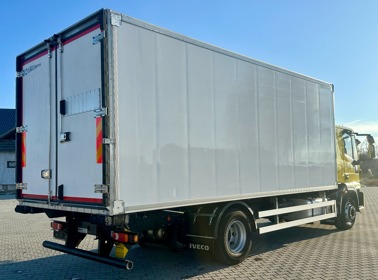 IVECO EUROCARGO 160-280 / CHŁODNIA / 6.1 M DŁUGOŚCI / 15 EUROPALET / AUTOMAT / SYPIALKA / NISKI PRZEBIEG / 16 TON DMC / CARRIER SPALINOWO - ELEKTRYCZNY / 2018 ROK - Refrijeratör kamyon: fotoğraf 5 IVECO EUROCARGO 160-280 / CHŁODNIA / 6.1 M DŁUGOŚCI / 15 EUROPALET / AUTOMAT / SYPIALKA / NISKI PRZEBIEG / 16 TON DMC / CARRIER SPALINOWO - ELEKTRYCZNY / 2018 ROK - Refrijeratör kamyon: fotoğraf 5