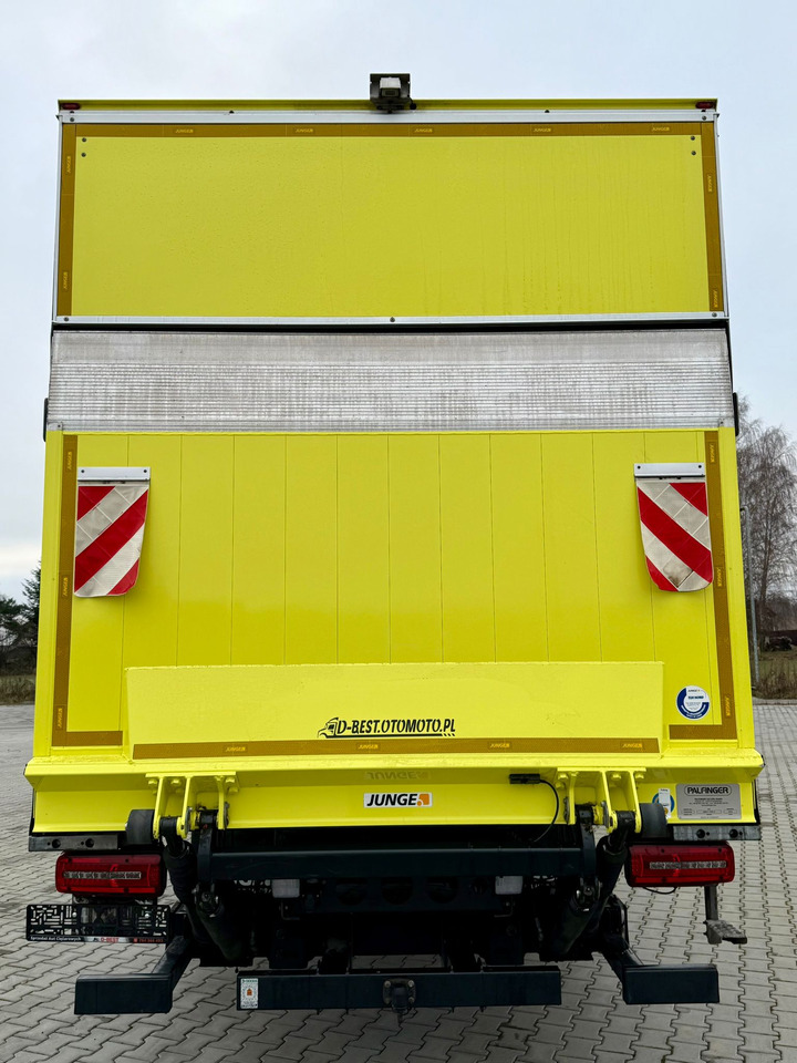 MAN TGM 15.250 / IZOTERMA / WINDA / 18 EUROPALET / ŁADOWNOŚĆ 7 615 KG / 150 TYŚ KM / AUTOMAT / JAK NOWY / 2020 ROK / KONTENER - Izotermik kamyon: fotoğraf 5 MAN TGM 15.250 / IZOTERMA / WINDA / 18 EUROPALET / ŁADOWNOŚĆ 7 615 KG / 150 TYŚ KM / AUTOMAT / JAK NOWY / 2020 ROK / KONTENER - Izotermik kamyon: fotoğraf 5