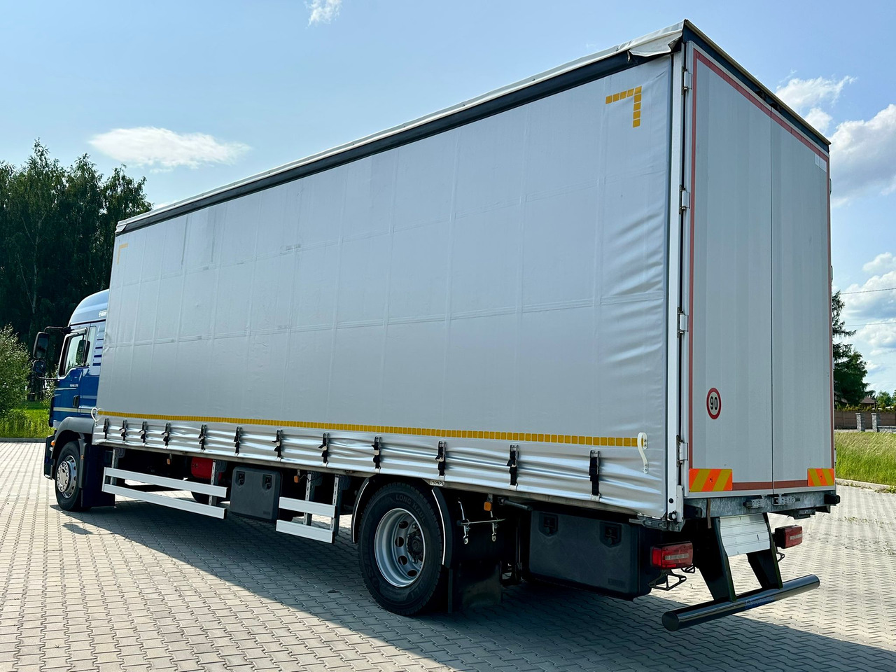 MAN TGM 18.320 / FIRANKA / 20 EUROPALET / 8.3 M DŁUGOŚCI / AUTOMAT / SYPIALKA / 2018 ROK / 9 809 KG ŁADOWNOŚCI - Tenteli kamyon: fotoğraf 3 MAN TGM 18.320 / FIRANKA / 20 EUROPALET / 8.3 M DŁUGOŚCI / AUTOMAT / SYPIALKA / 2018 ROK / 9 809 KG ŁADOWNOŚCI - Tenteli kamyon: fotoğraf 3