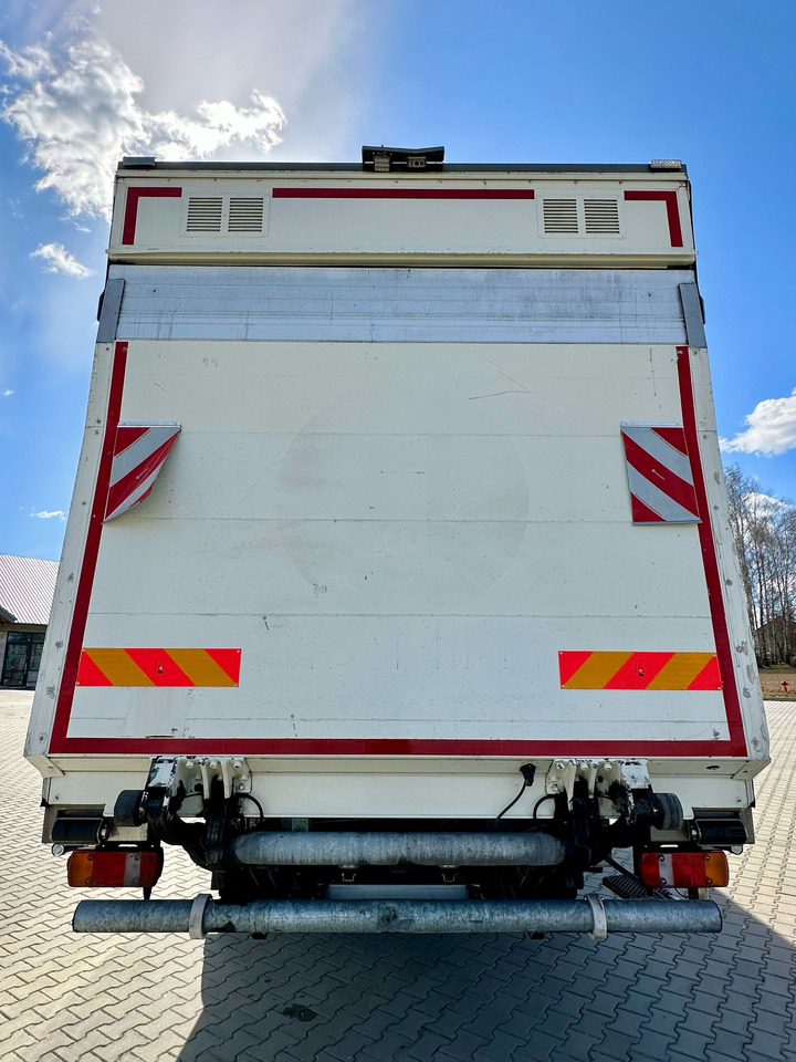 MAN TGX 18.360 / CHŁODNIA / WINDA / AUTOMAT / 19 EUROPALET / THERMO KING / SYPIALKA / SPROWADZONY - Refrijeratör kamyon: fotoğraf 5 MAN TGX 18.360 / CHŁODNIA / WINDA / AUTOMAT / 19 EUROPALET / THERMO KING / SYPIALKA / SPROWADZONY - Refrijeratör kamyon: fotoğraf 5