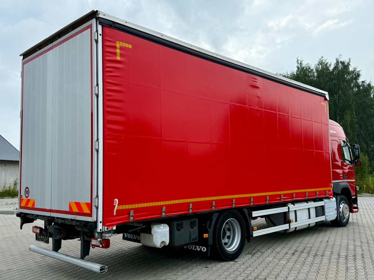 VOLVO FM 410 / FIRANKA / 18 EUROPALET / AUTOMAT / SYPIALKA / SPROWADZONE / 2017 ROK - Tenteli kamyon: fotoğraf 4 VOLVO FM 410 / FIRANKA / 18 EUROPALET / AUTOMAT / SYPIALKA / SPROWADZONE / 2017 ROK - Tenteli kamyon: fotoğraf 4