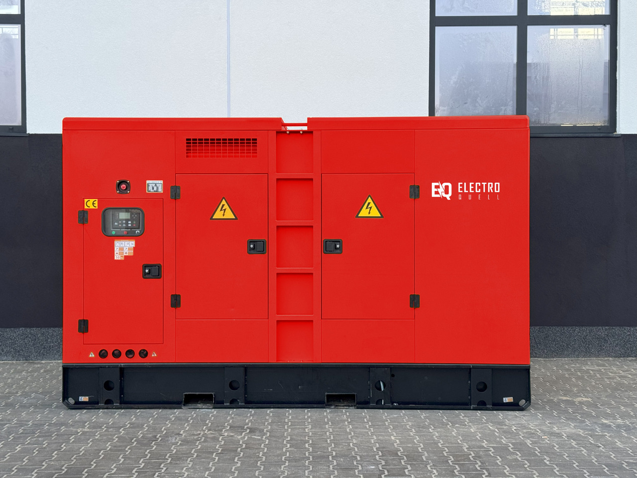 VOLVO 400 kVA / 330 kW - Elektrikli jeneratör: fotoğraf 1 VOLVO 400 kVA / 330 kW - Elektrikli jeneratör: fotoğraf 1