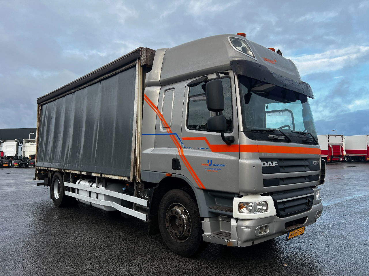 DAF CF 75.250 SC, Euro 5 - Tenteli kamyon: fotoğraf 2 DAF CF 75.250 SC, Euro 5 - Tenteli kamyon: fotoğraf 2
