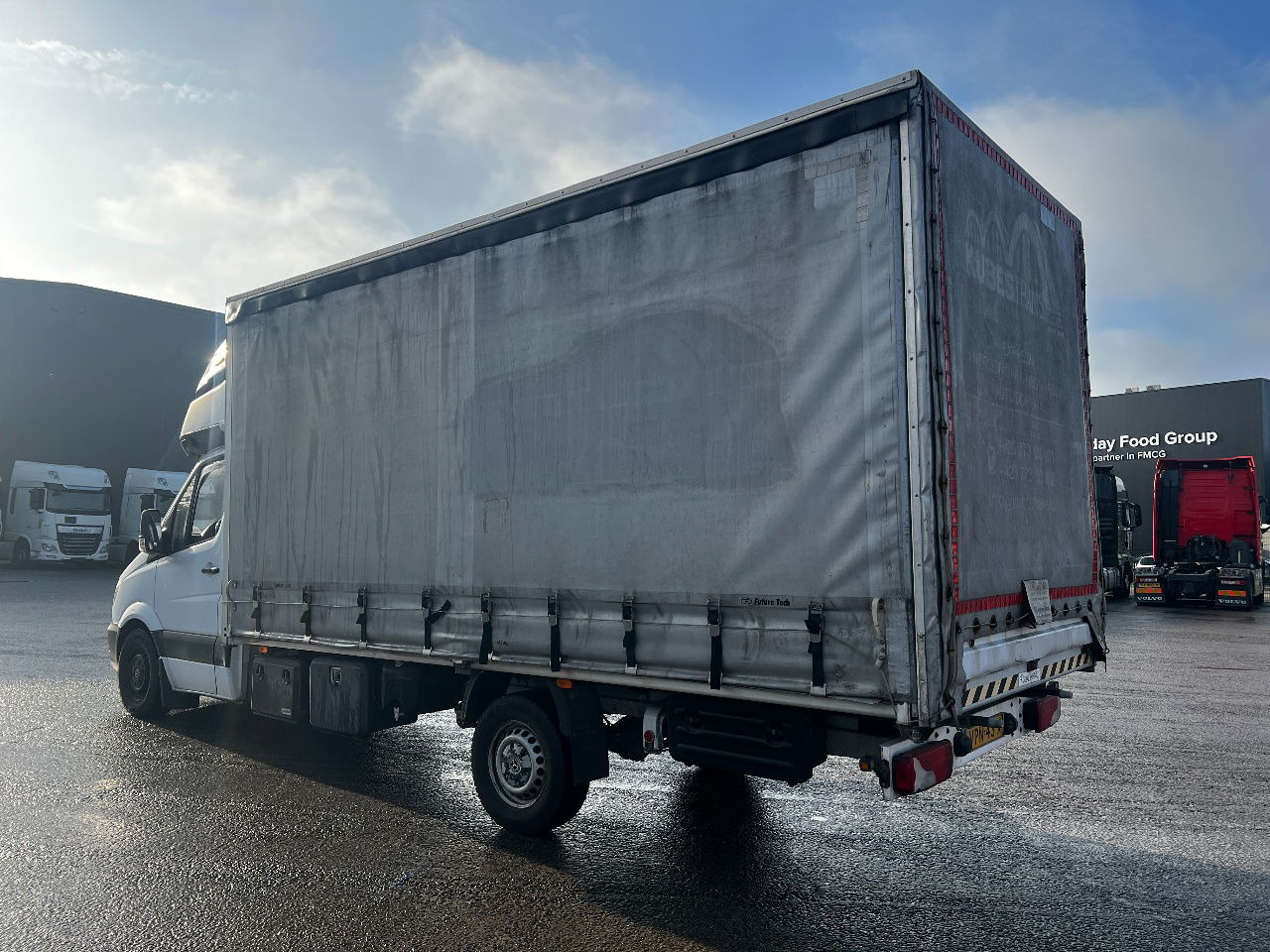 Mercedes-Benz Sprinter 316 Euro 6, Manual - Tenteli kamyonet: fotoğraf 4 Mercedes-Benz Sprinter 316 Euro 6, Manual - Tenteli kamyonet: fotoğraf 4