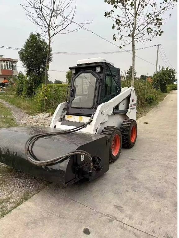 Bobcat S 16 - Mini yükleyici: fotoğraf 1 Bobcat S 16 - Mini yükleyici: fotoğraf 1
