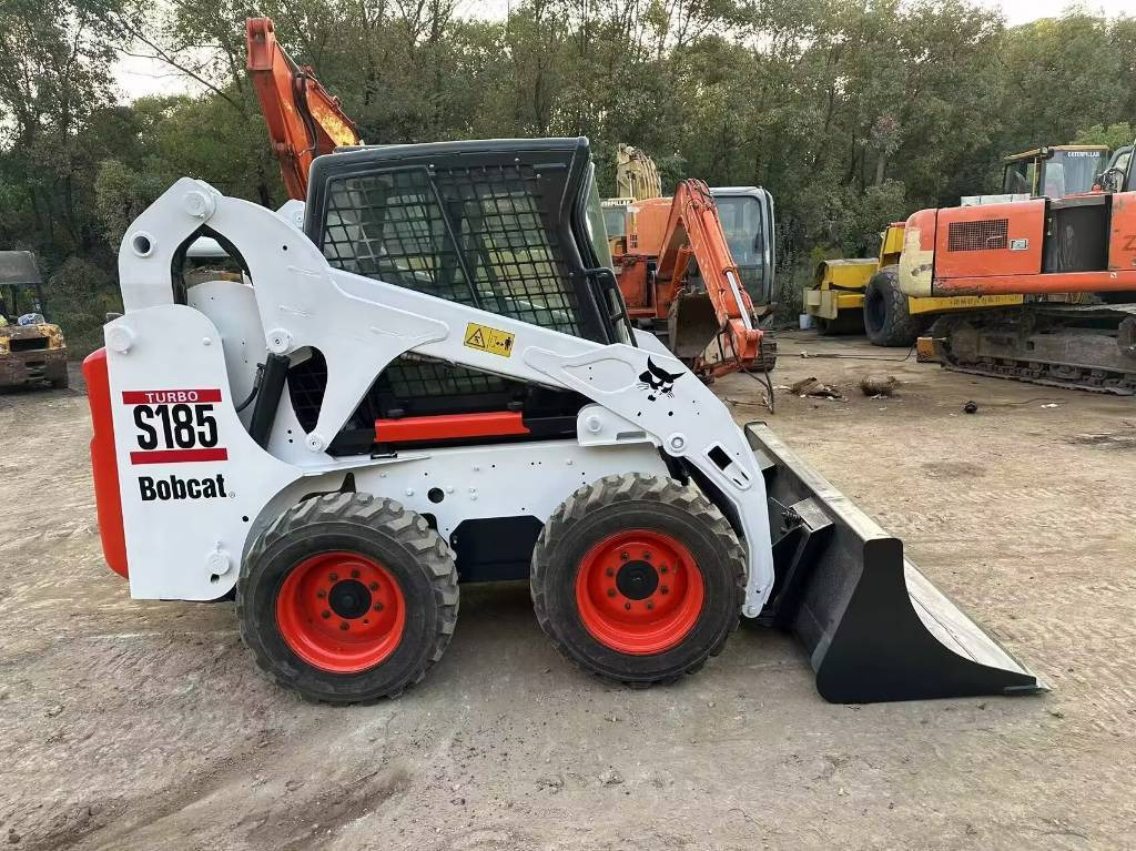 Bobcat S 185 - Mini yükleyici: fotoğraf 1 Bobcat S 185 - Mini yükleyici: fotoğraf 1