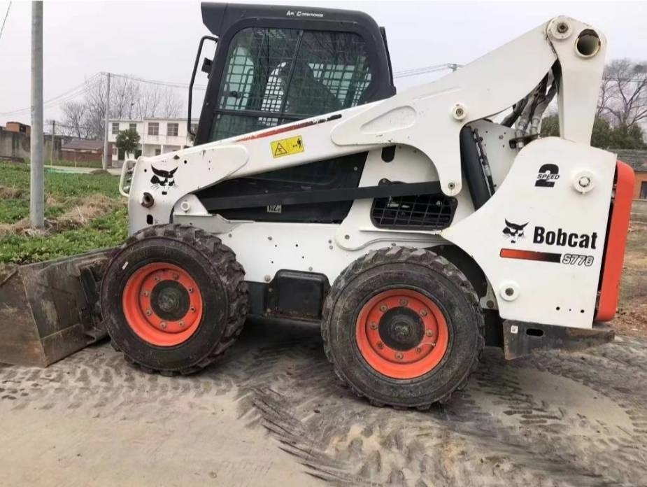 Bobcat S 770 - Mini yükleyici: fotoğraf 5 Bobcat S 770 - Mini yükleyici: fotoğraf 5