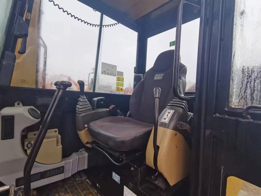 CAT 305.5 E - Paletli ekskavatör: fotoğraf 5 CAT 305.5 E - Paletli ekskavatör: fotoğraf 5