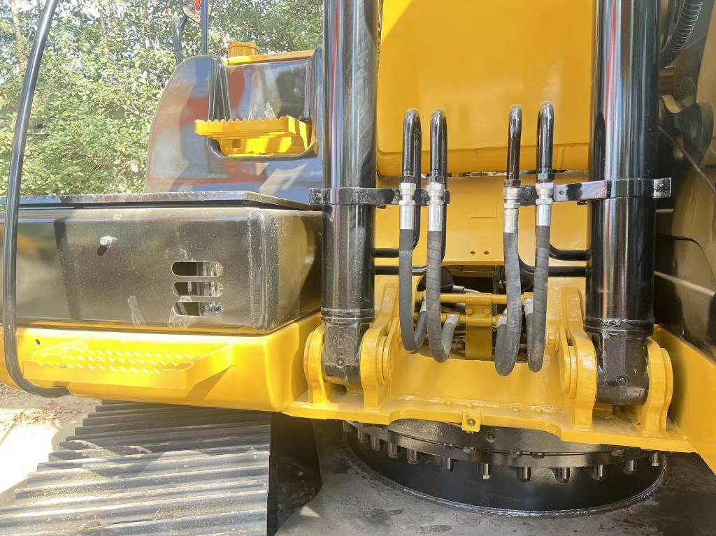 CAT 320 D L - Paletli ekskavatör: fotoğraf 4 CAT 320 D L - Paletli ekskavatör: fotoğraf 4