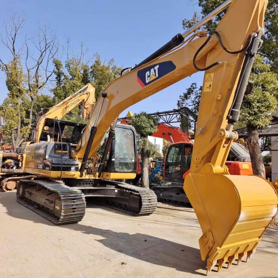 CAT 320 D L - Paletli ekskavatör: fotoğraf 5 CAT 320 D L - Paletli ekskavatör: fotoğraf 5