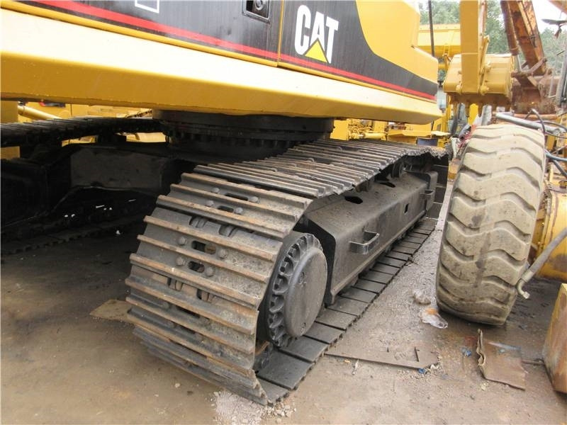 CAT 330 B L - Paletli ekskavatör: fotoğraf 2 CAT 330 B L - Paletli ekskavatör: fotoğraf 2