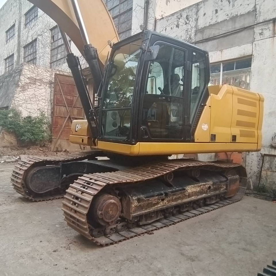 CAT 330GC - Paletli ekskavatör: fotoğraf 1 CAT 330GC - Paletli ekskavatör: fotoğraf 1