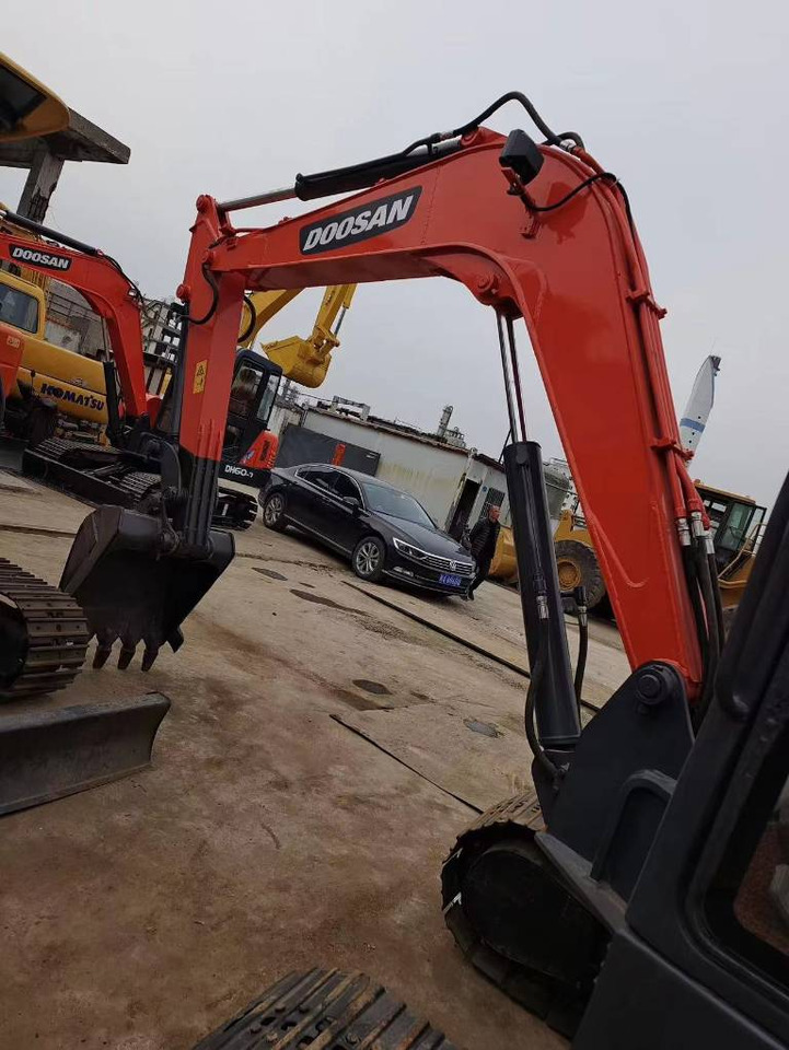Doosan DH 60-7 - Mini ekskavatör: fotoğraf 2 Doosan DH 60-7 - Mini ekskavatör: fotoğraf 2