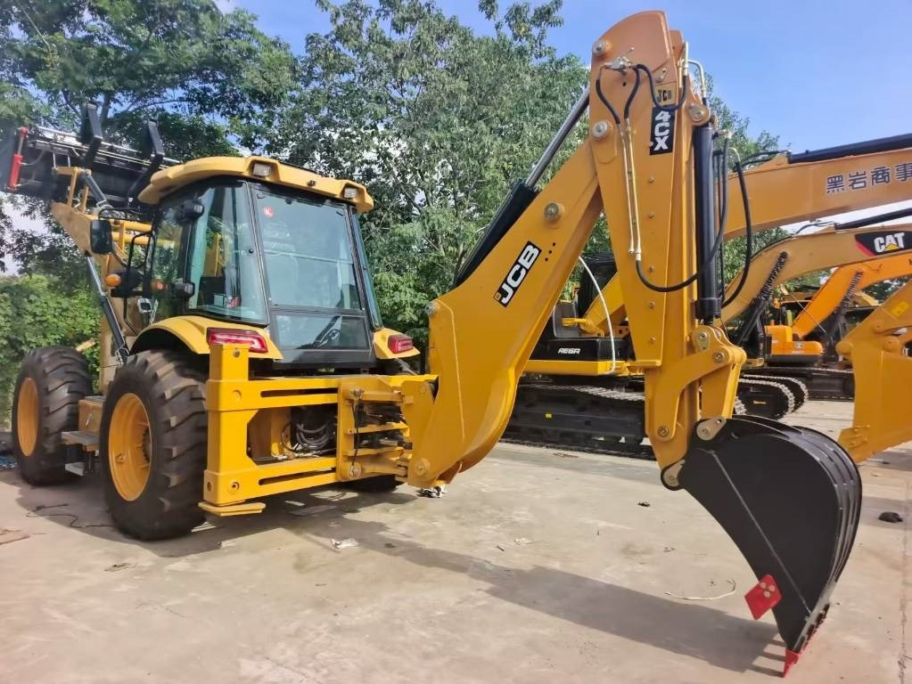 JCB 4 CX - Iş makinesi: fotoğraf 4 JCB 4 CX - Iş makinesi: fotoğraf 4