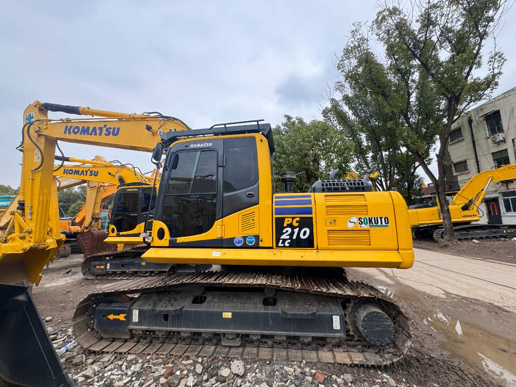 Komatsu Komatsu PC 210 LC-8 - Paletli ekskavatör: fotoğraf 1 Komatsu Komatsu PC 210 LC-8 - Paletli ekskavatör: fotoğraf 1