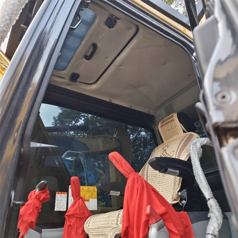 Paletli ekskavatör Komatsu PC 130: fotoğraf 9