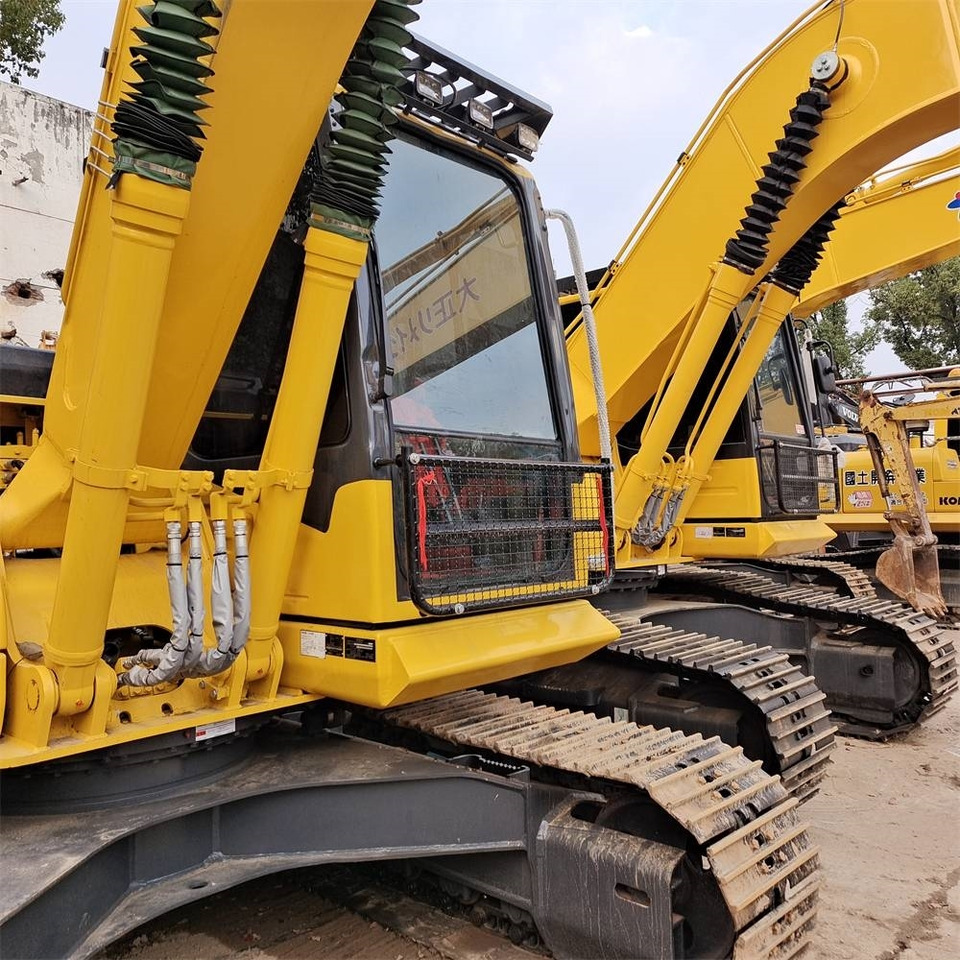 Paletli ekskavatör Komatsu PC 130: fotoğraf 13