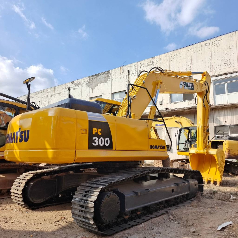Komatsu PC 300 - Paletli ekskavatör: fotoğraf 1 Komatsu PC 300 - Paletli ekskavatör: fotoğraf 1