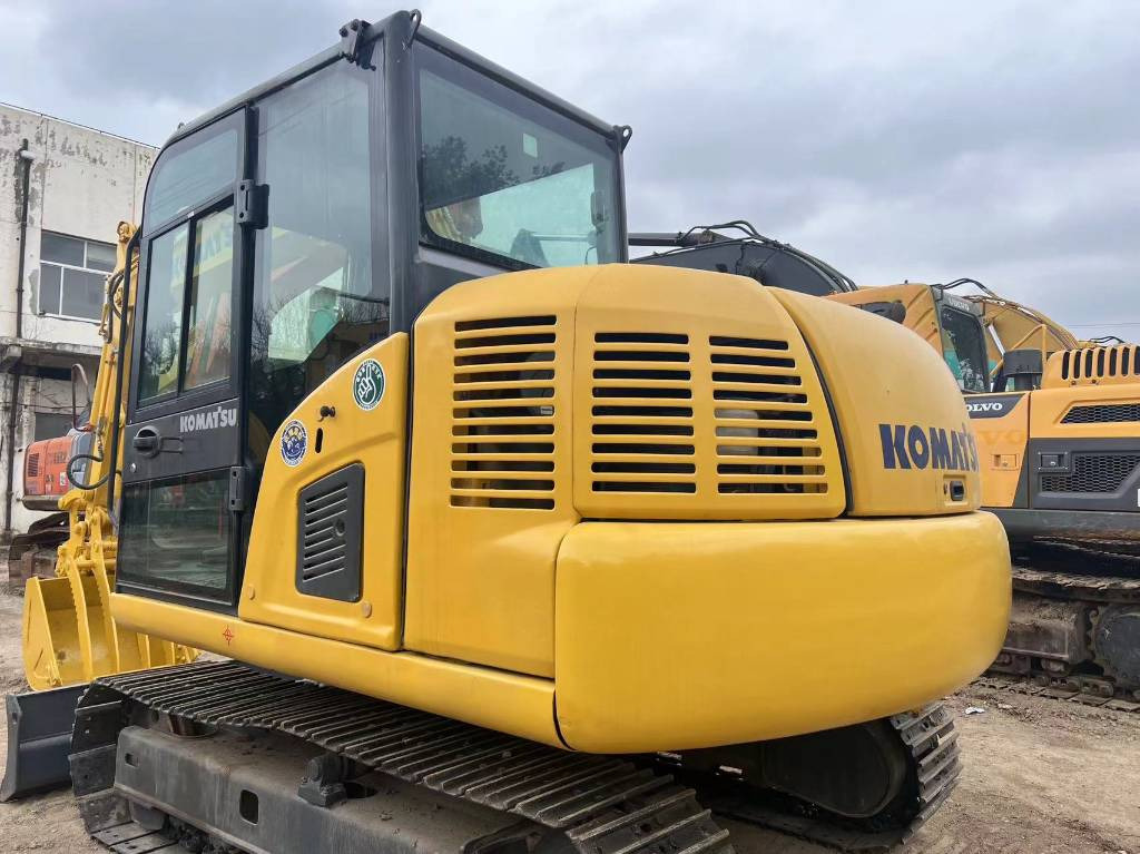 Komatsu PC 70-8 - Paletli ekskavatör: fotoğraf 4 Komatsu PC 70-8 - Paletli ekskavatör: fotoğraf 4