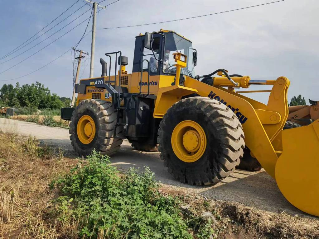 Komatsu WA 470-3 - Tekerlekli yükleyici: fotoğraf 5 Komatsu WA 470-3 - Tekerlekli yükleyici: fotoğraf 5