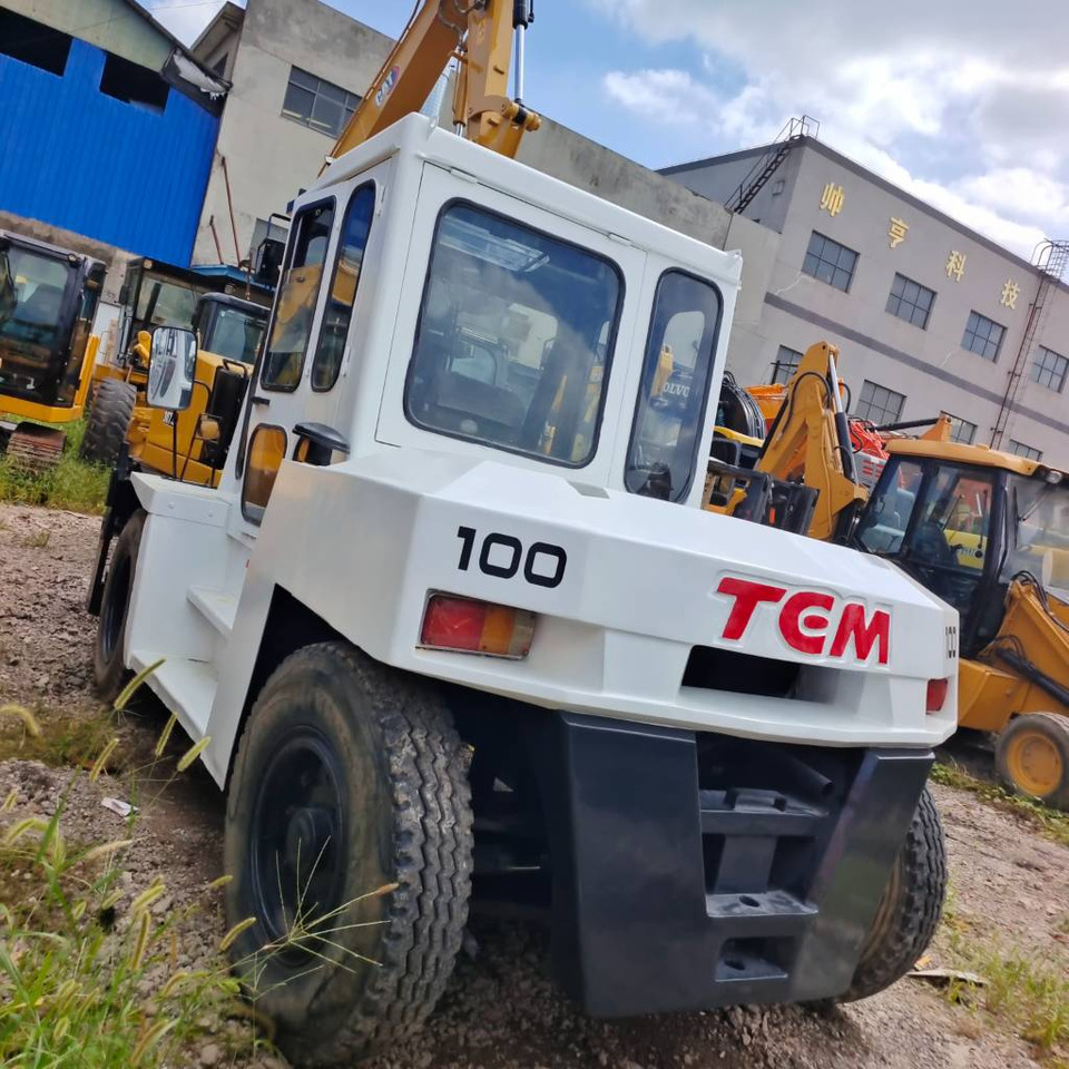 TCM FD100 - Dizel forklift: fotoğraf 1 TCM FD100 - Dizel forklift: fotoğraf 1