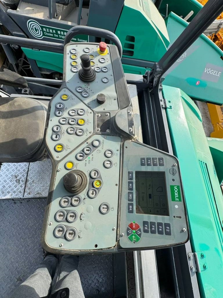 Vögele 1800-3 - Asfalt serici: fotoğraf 4 Vögele 1800-3 - Asfalt serici: fotoğraf 4