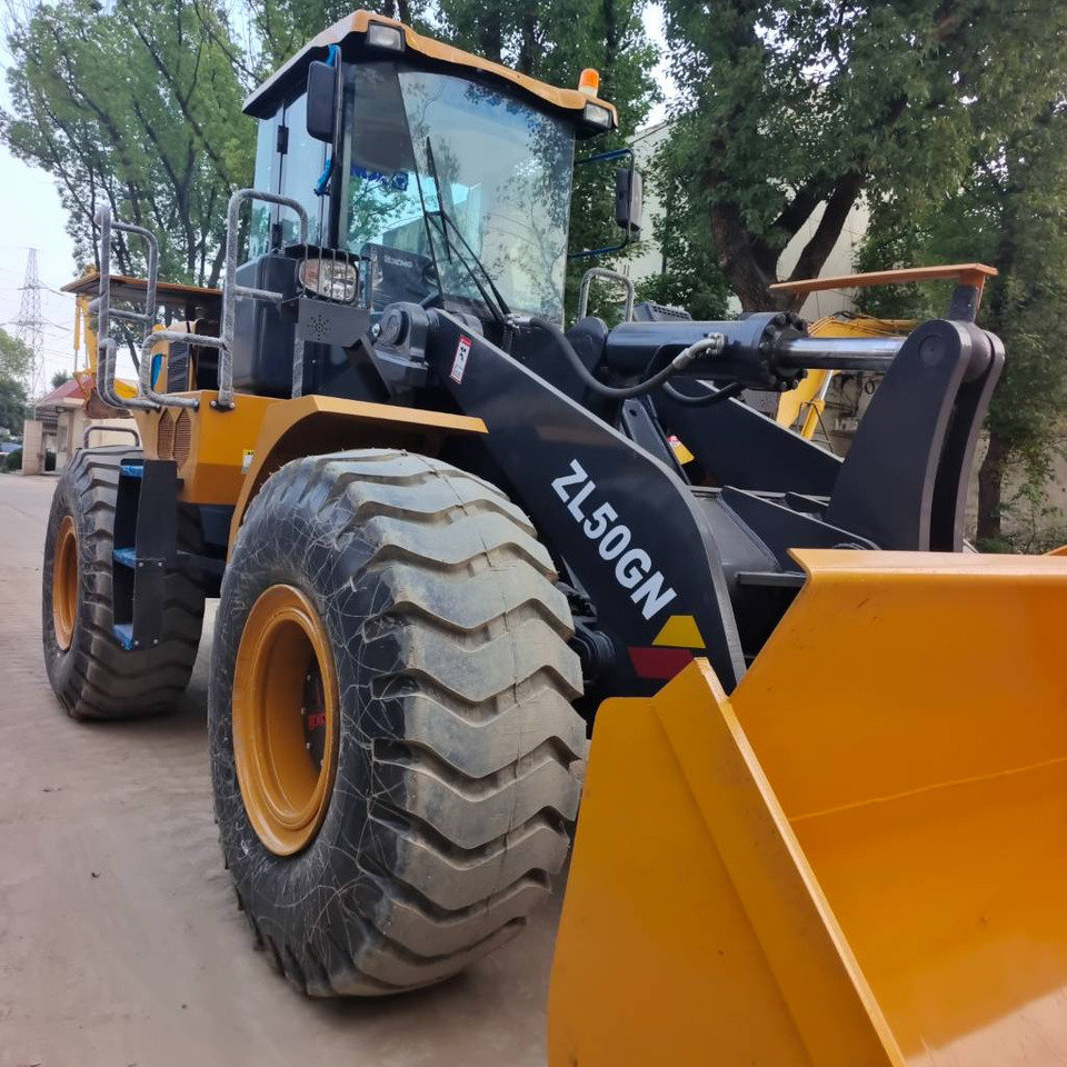XCMG ZL 50 GN - Tekerlekli yükleyici: fotoğraf 3 XCMG ZL 50 GN - Tekerlekli yükleyici: fotoğraf 3