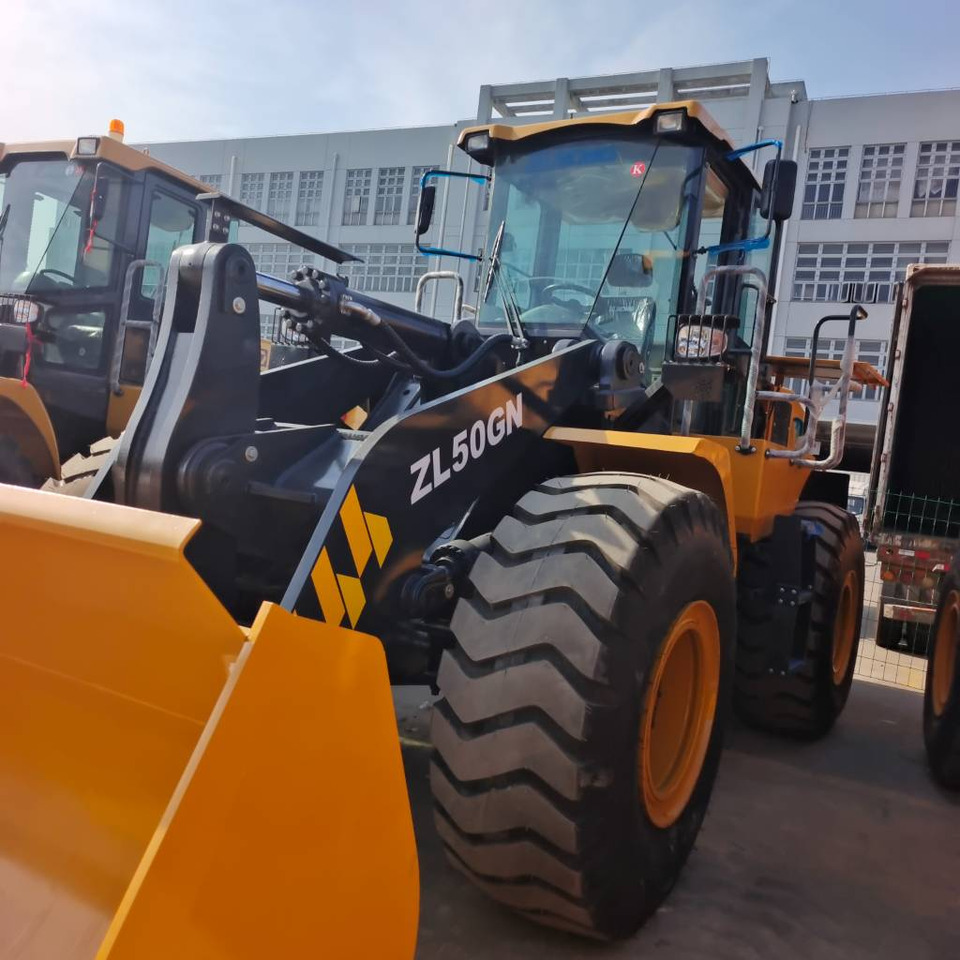 XCMG ZL 50 GN - Tekerlekli yükleyici: fotoğraf 4 XCMG ZL 50 GN - Tekerlekli yükleyici: fotoğraf 4