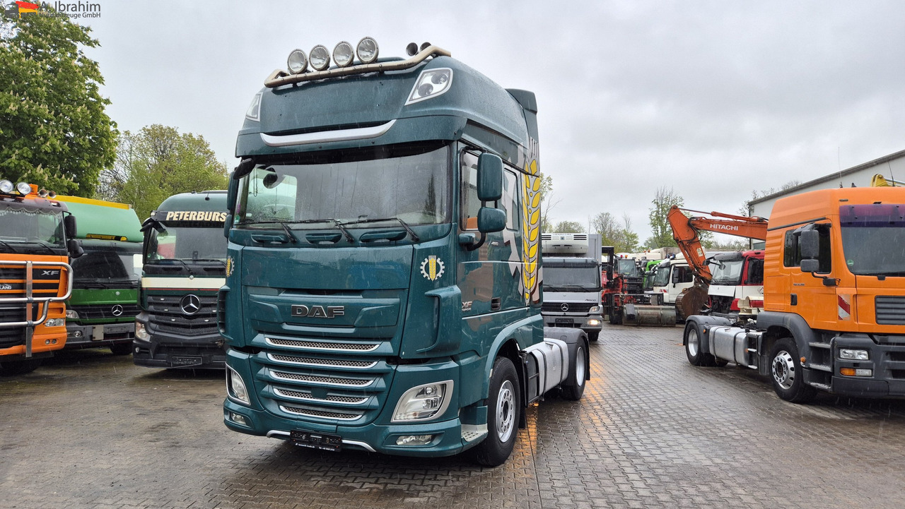 Daf XF460 FT Spoiler, Kipphydr., Retarder, Standklima deutsches Fahrzeug 1. Hand - Çekici: fotoğraf 1 Daf XF460 FT Spoiler, Kipphydr., Retarder, Standklima deutsches Fahrzeug 1. Hand - Çekici: fotoğraf 1