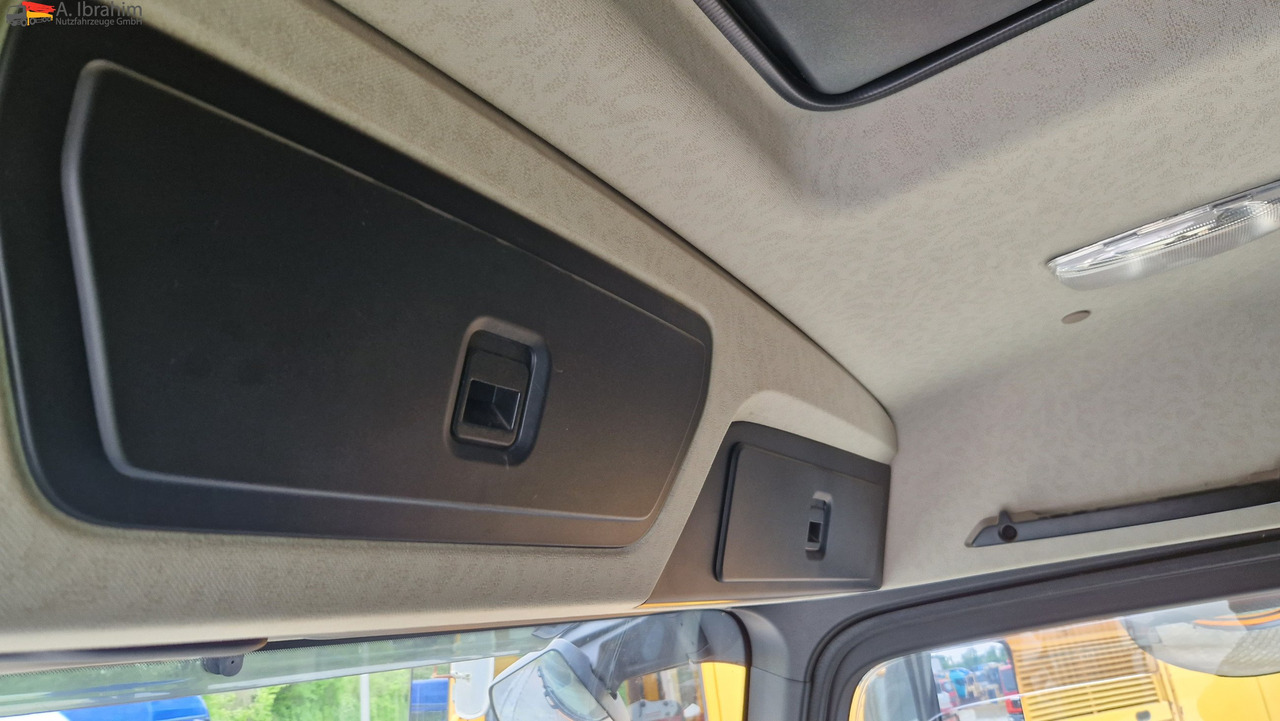 Mercedes-Benz 1840 Actros, 3x vorhanden, identisch deutsche Fahrzeuge einsatzbereit - Çekici: fotoğraf 2 Mercedes-Benz 1840 Actros, 3x vorhanden, identisch deutsche Fahrzeuge einsatzbereit - Çekici: fotoğraf 2