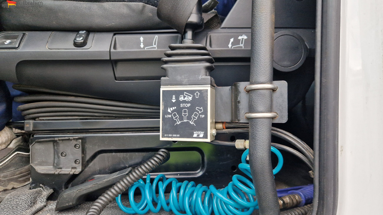 Mercedes-Benz DB 1842, Kipphydraulik - Çekici: fotoğraf 3 Mercedes-Benz DB 1842, Kipphydraulik - Çekici: fotoğraf 3