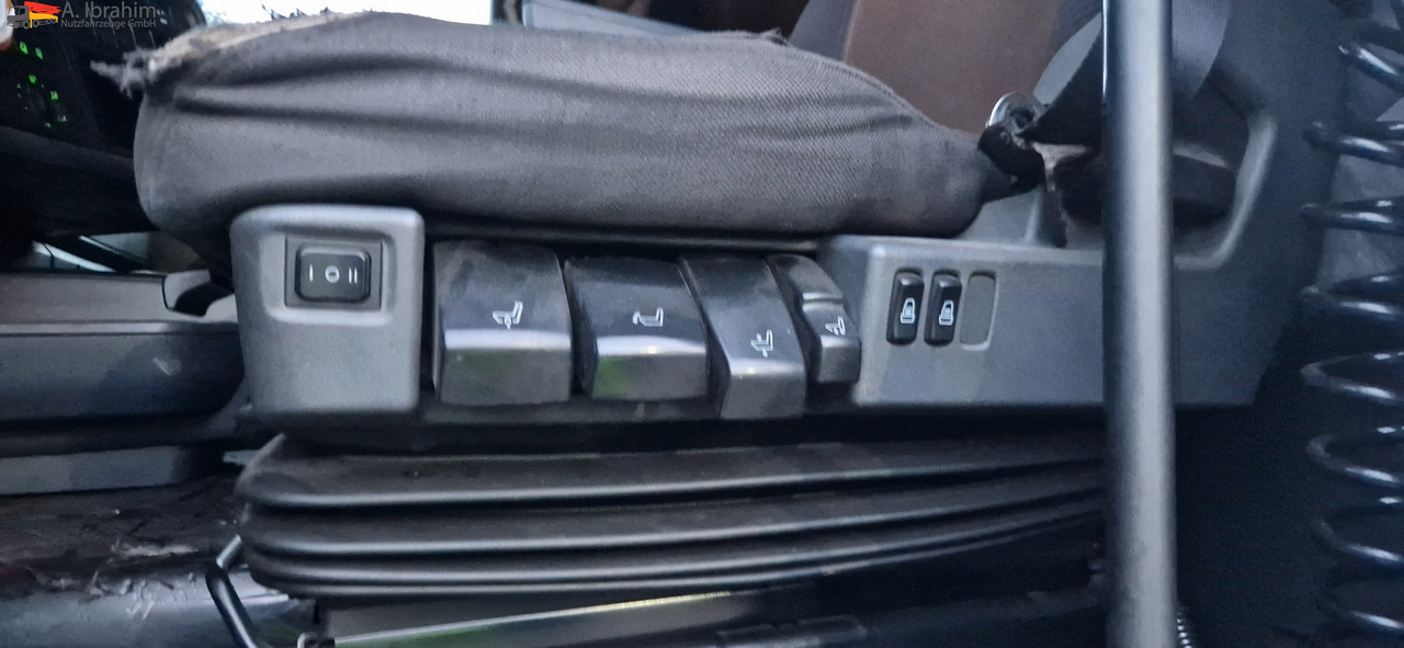 Scania R 480 Retarder, Klima, Zustand gut PTO für Kompressor - Çekici: fotoğraf 2 Scania R 480 Retarder, Klima, Zustand gut PTO für Kompressor - Çekici: fotoğraf 2