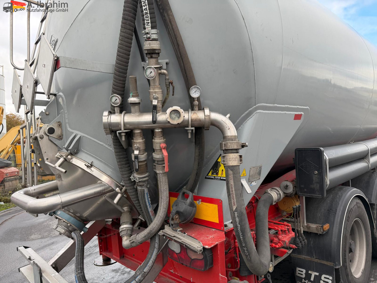 Feldbinder KIP 57.3 Kippsilo | 57 m³ | Scheibenbremse | 1 Kammer | 24V Hydr. - Silobas: fotoğraf 2 Feldbinder KIP 57.3 Kippsilo | 57 m³ | Scheibenbremse | 1 Kammer | 24V Hydr. - Silobas: fotoğraf 2