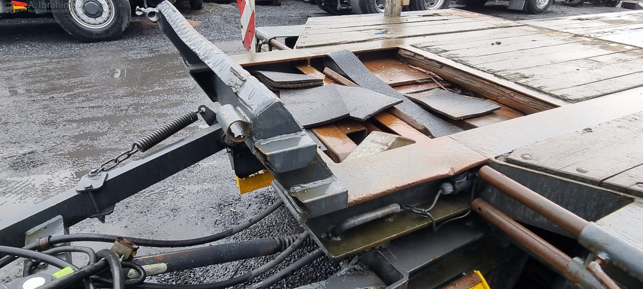 Goldhofer TU-L 3-24/80 Tieflader 10.00 m Ladefläche - Alçak çerçeveli platform römork: fotoğraf 2 Goldhofer TU-L 3-24/80 Tieflader 10.00 m Ladefläche - Alçak çerçeveli platform römork: fotoğraf 2