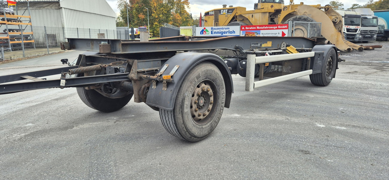 Hueffermann HSA 1870 mit Schlitten Zustand normal - Kancali yükleyici/ Hidrolift römork: fotoğraf 1 Hueffermann HSA 1870 mit Schlitten Zustand normal - Kancali yükleyici/ Hidrolift römork: fotoğraf 1