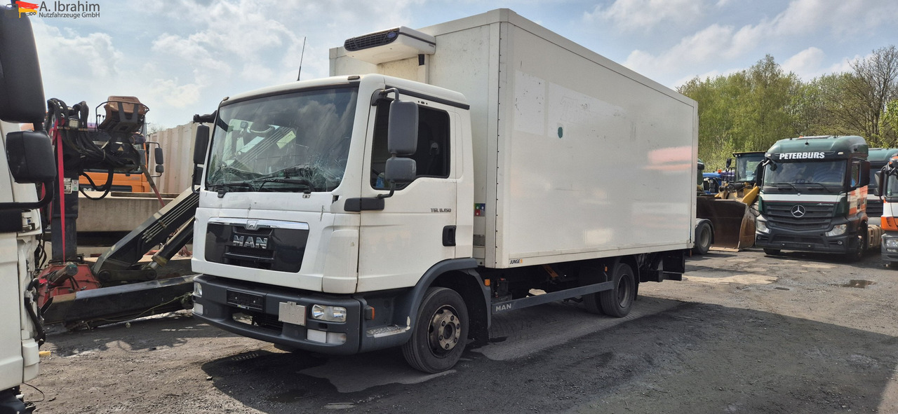 MAN TGL 8.150 4X2 BL Unfallschaden bedingt fahrbereit, Motor ok - Kamyonet: fotoğraf 1 MAN TGL 8.150 4X2 BL Unfallschaden bedingt fahrbereit, Motor ok - Kamyonet: fotoğraf 1