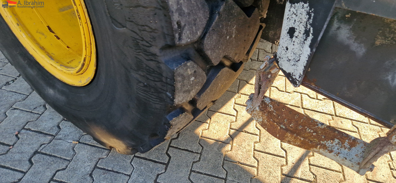 Komatsu WA 200 technisch ok. technische Wartung beim Komatsu Service - Tekerlekli yükleyici: fotoğraf 2 Komatsu WA 200 technisch ok. technische Wartung beim Komatsu Service - Tekerlekli yükleyici: fotoğraf 2
