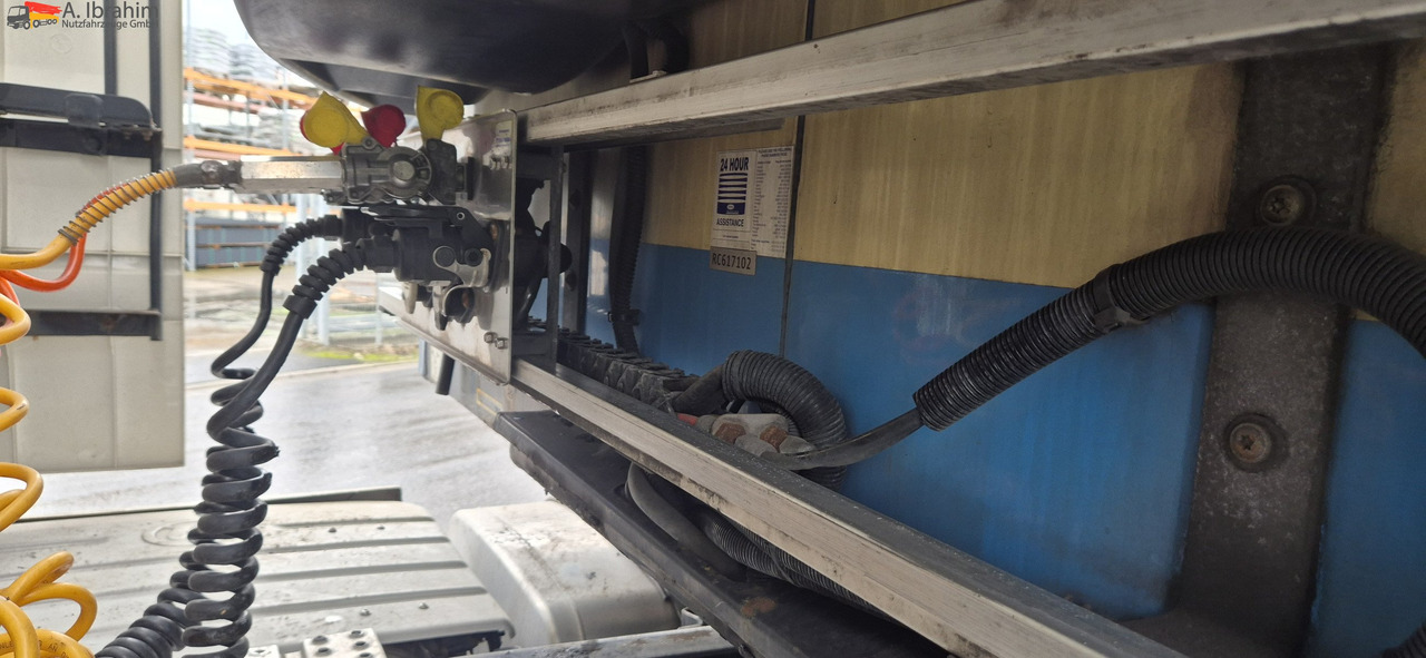 Krone SDR27 Carrier Vector 1950 -30°C | Lift-Achse | Scheibenbremse - Frigorifik dorse: fotoğraf 2 Krone SDR27 Carrier Vector 1950 -30°C | Lift-Achse | Scheibenbremse - Frigorifik dorse: fotoğraf 2