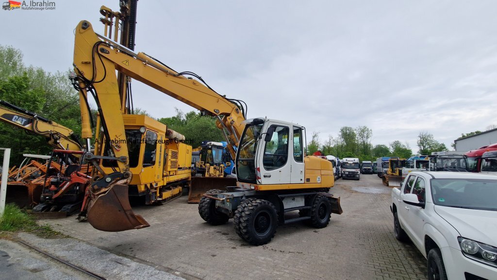 Liebherr A316 Schnellwechsler, Hammerverrohrung, Verstellausleger - Mini ekskavatör: fotoğraf 1 Liebherr A316 Schnellwechsler, Hammerverrohrung, Verstellausleger - Mini ekskavatör: fotoğraf 1