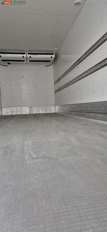 Mercedes-Benz 1830L Thermoking UT1200 - Refrijeratör kamyon: fotoğraf 5 Mercedes-Benz 1830L Thermoking UT1200 - Refrijeratör kamyon: fotoğraf 5