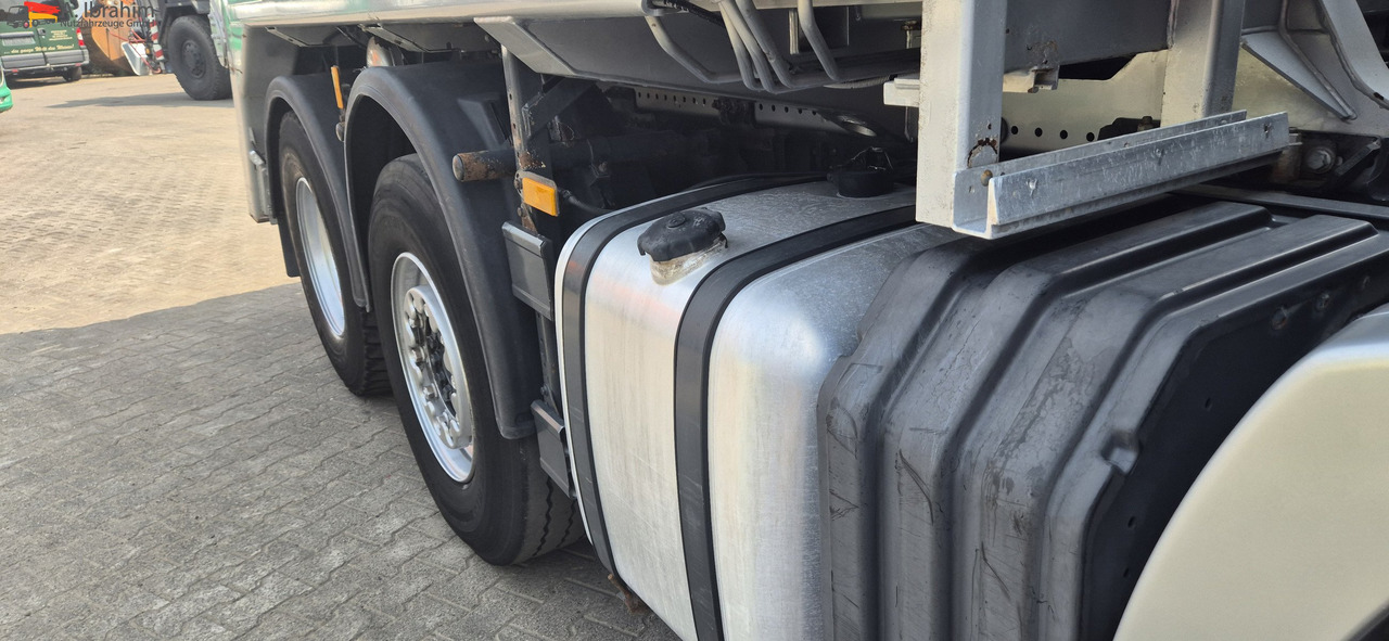 Mercedes-Benz 2546 L Meiller Absetzkipper 6x2, Vorlauf-Lenkachse, mp3 - Hidrolift kamyon: fotoğraf 5 Mercedes-Benz 2546 L Meiller Absetzkipper 6x2, Vorlauf-Lenkachse, mp3 - Hidrolift kamyon: fotoğraf 5