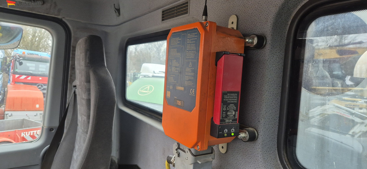 Mercedes-Benz 3241 PM 21-3   Liebherr 7 cbm PUMI Putzmeister Liebherr - Pompalı mikser: fotoğraf 2 Mercedes-Benz 3241 PM 21-3   Liebherr 7 cbm PUMI Putzmeister Liebherr - Pompalı mikser: fotoğraf 2