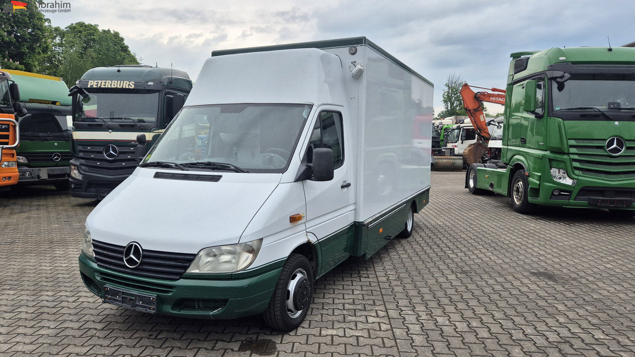 Mercedes-Benz 413 CDI Tiefkühlfächer, autom. Verkaufsklappe Basis ist ok - Frigorifik kamyonet: fotoğraf 1 Mercedes-Benz 413 CDI Tiefkühlfächer, autom. Verkaufsklappe Basis ist ok - Frigorifik kamyonet: fotoğraf 1